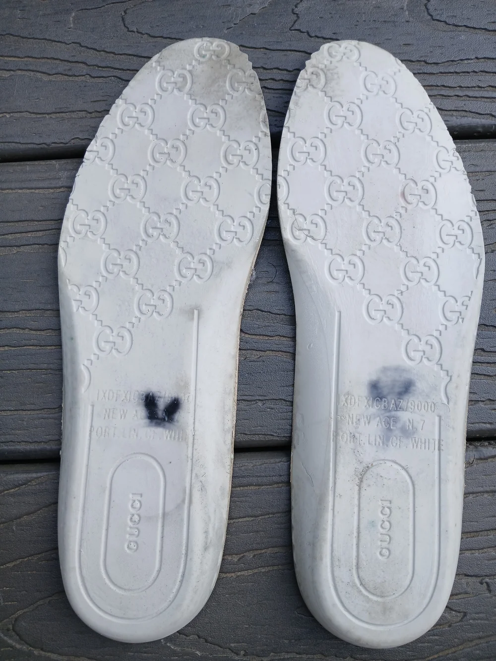 Gucci Ace Perforated Double G Sneakers/ Men's 8 - Picture 7 of 9